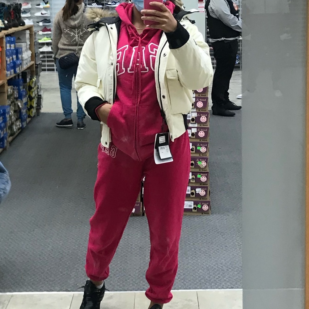 GAP tracksuit